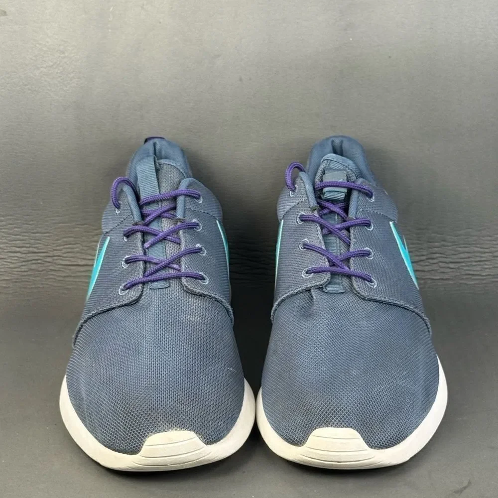Nike Roshe one athletic sneaker shoes men’s size 12